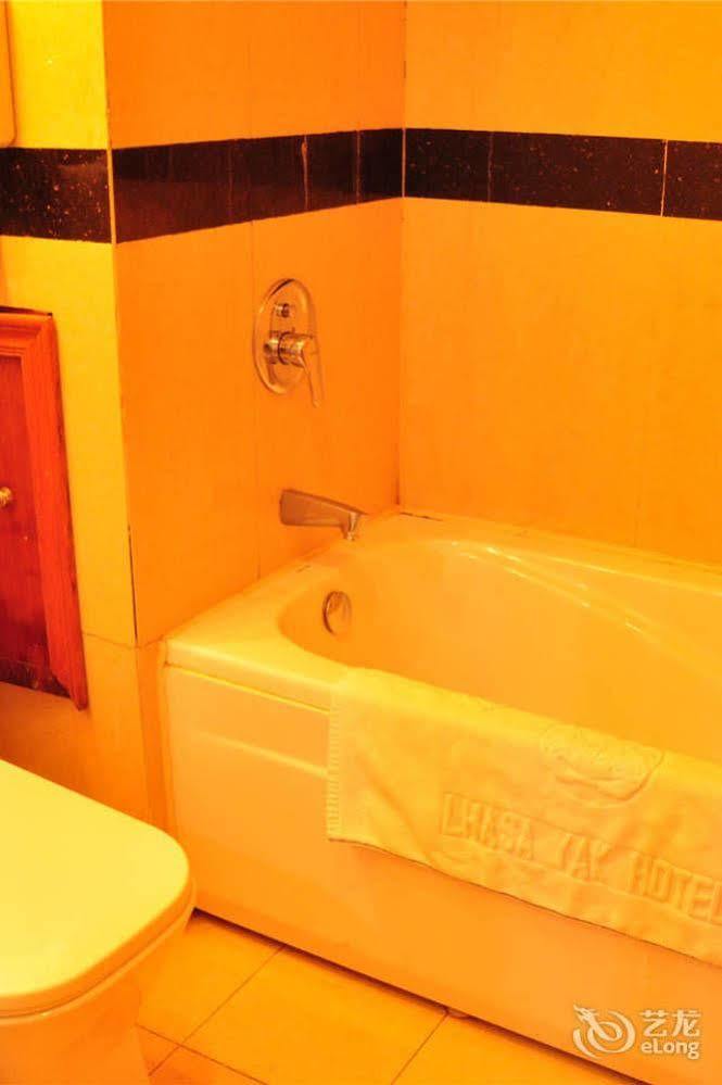 Yak Hotel ลาซา ภายนอก รูปภาพ