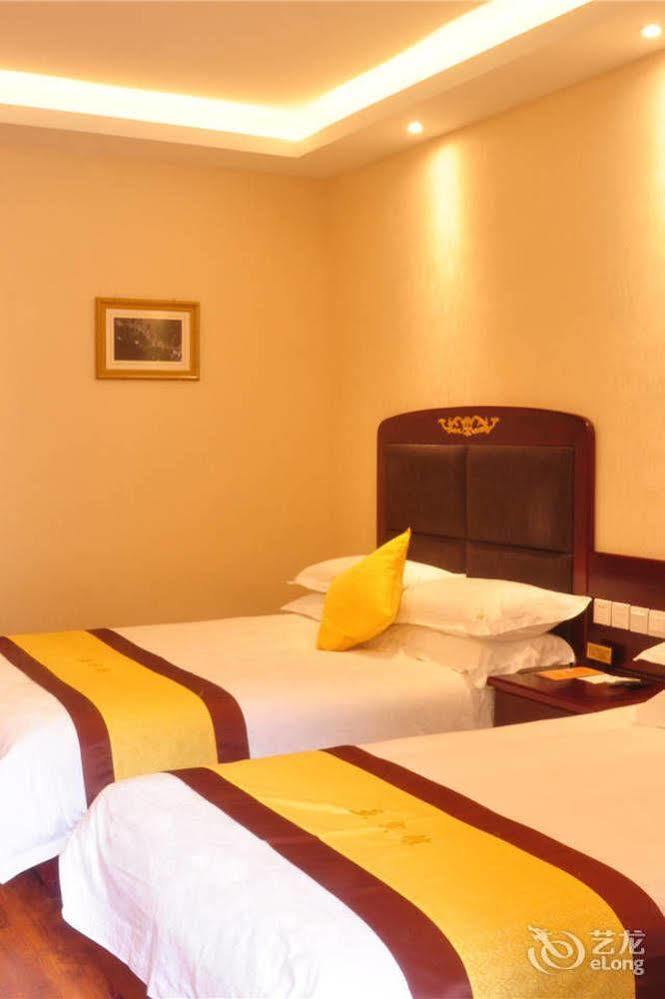 Yak Hotel ลาซา ภายนอก รูปภาพ